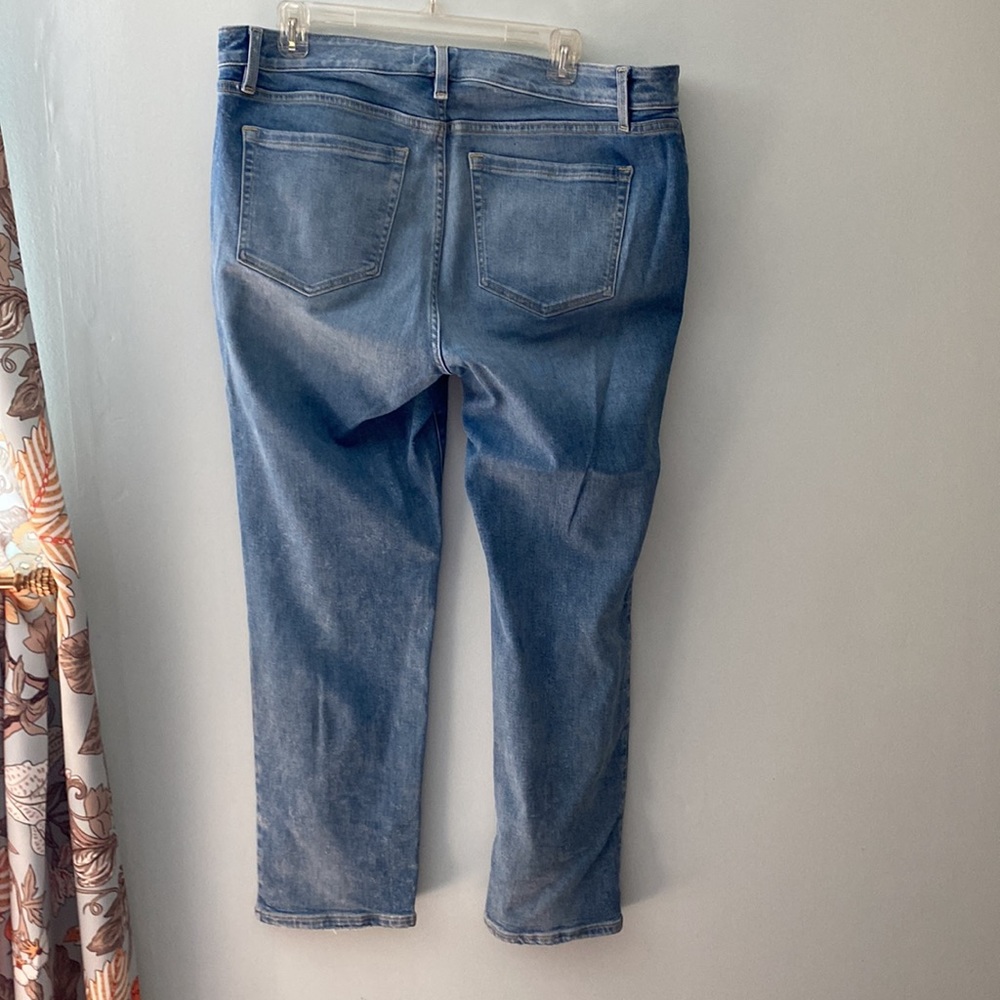 Capris - Picture 3 of 6